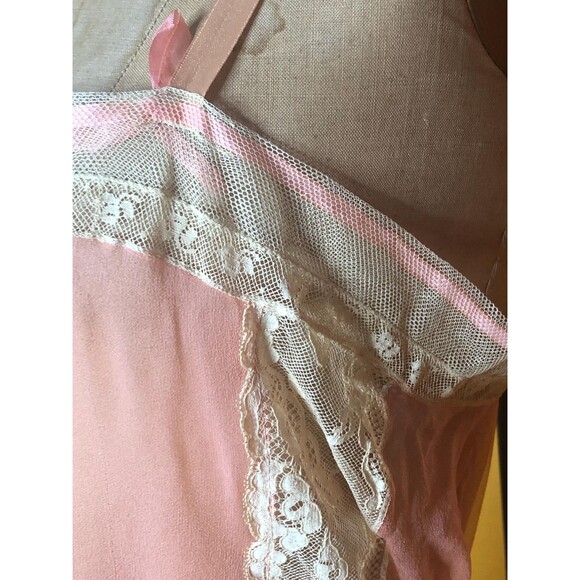 1920s Pink One Piece Lace Trim SHEER STEP IN  W/Floral Appliqué. XS-S - Picture 5 of 10